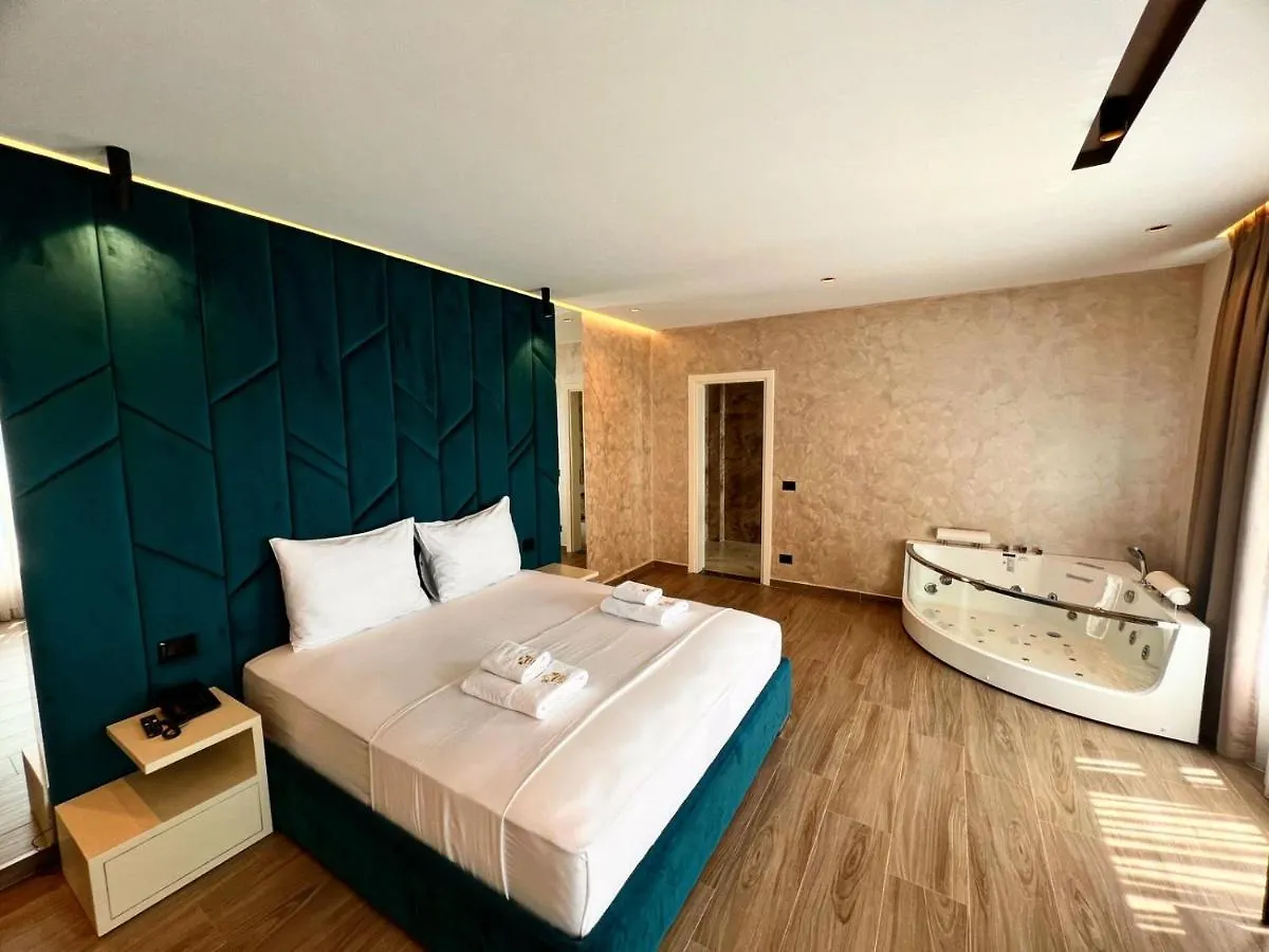Hotel Leon - Beach Front Shëngjin Albania
