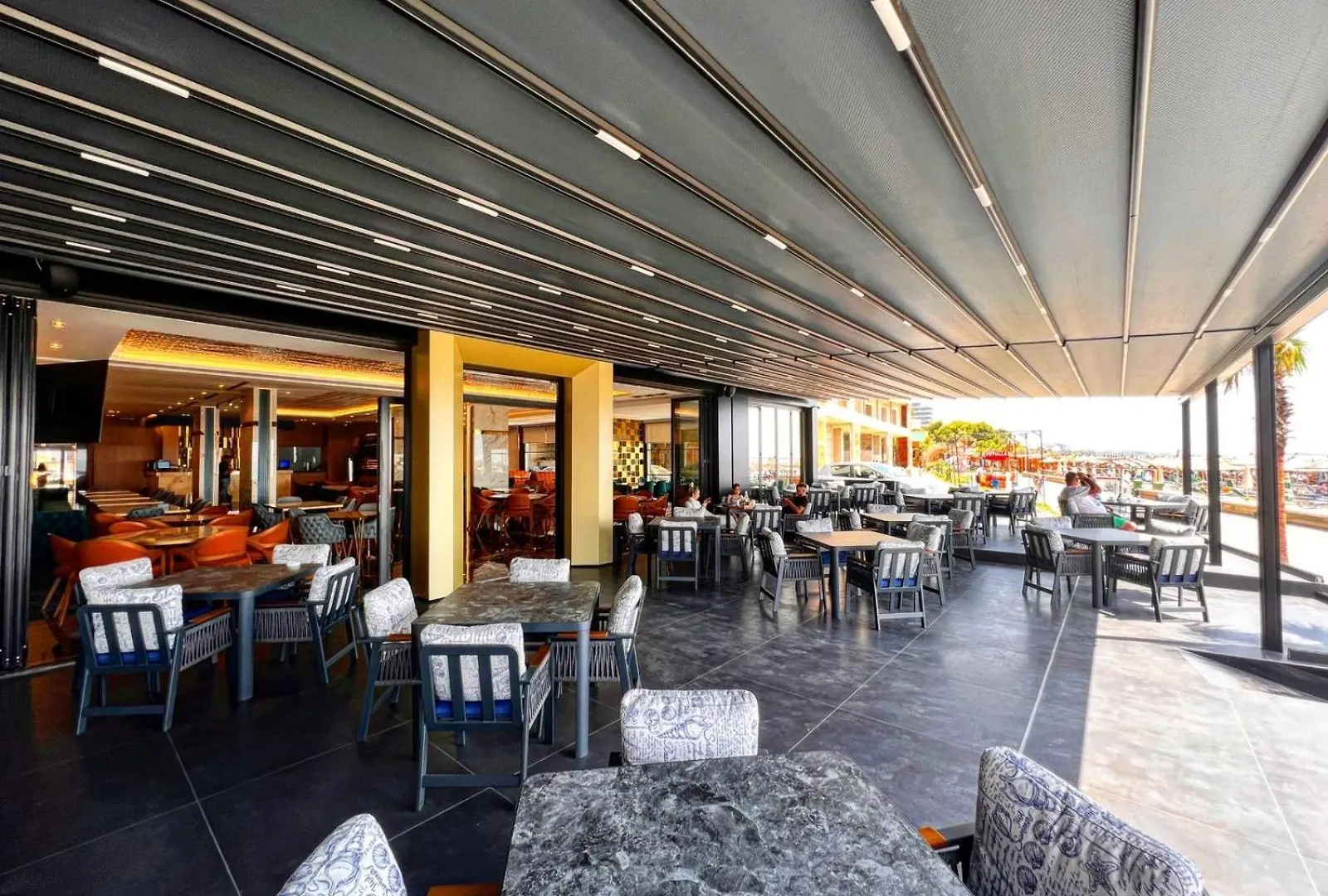 ****  Hotel Leon - Beach Front Shëngjin Albânia