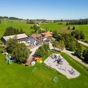 Hotel Loewen Nesselwang